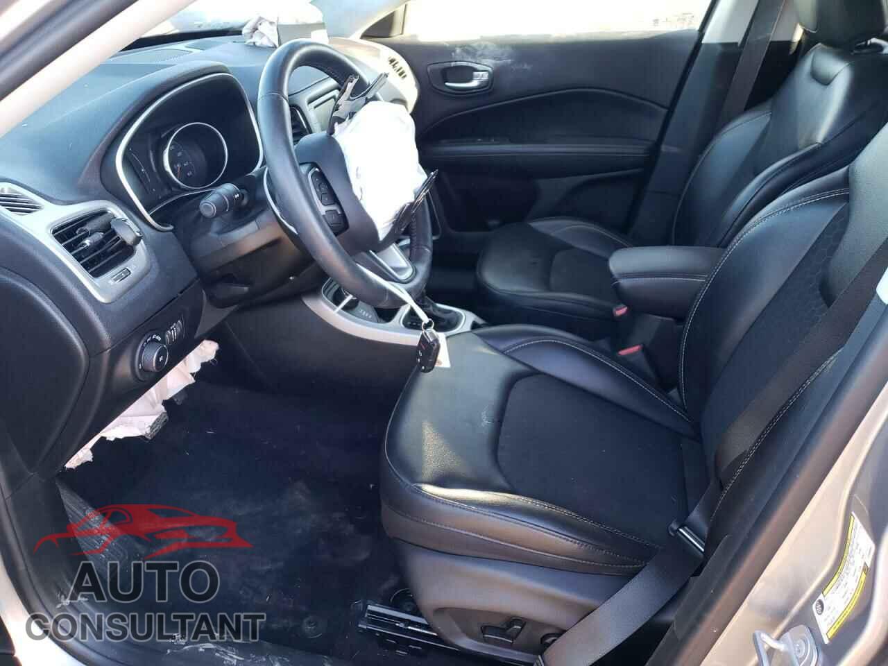 JEEP COMPASS 2018 - 3C4NJDBB0JT366067