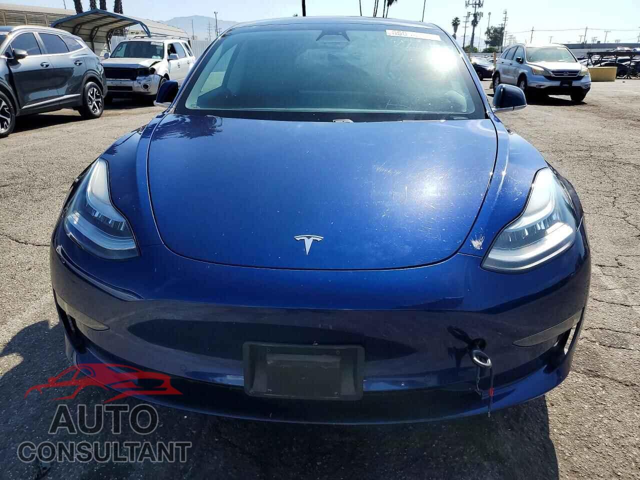 TESLA MODEL 3 2019 - 5YJ3E1EA5KF419715