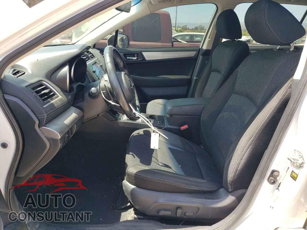 SUBARU OUTBACK 2018 - 4S4BSACC3J3340771