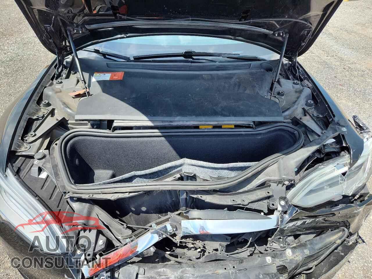 TESLA MODEL S 2017 - 5YJSA1E13HF184585