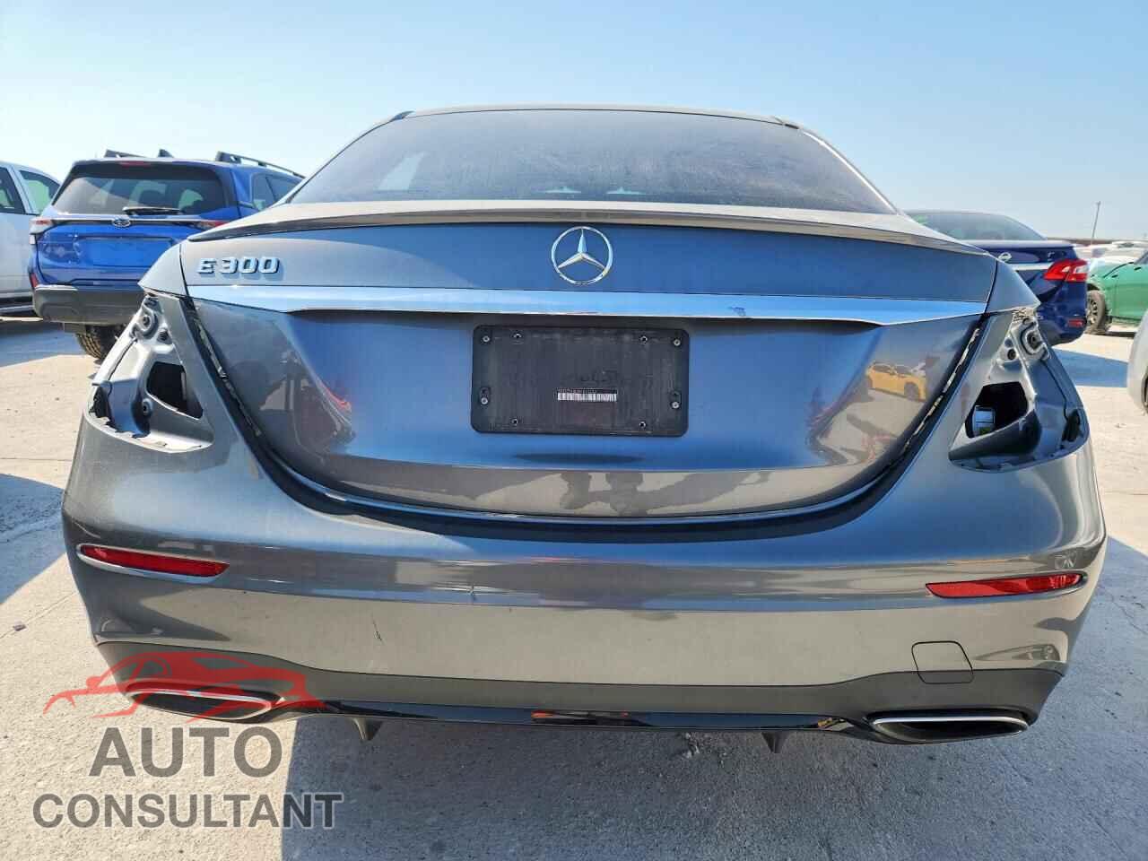MERCEDES-BENZ E-CLASS 2019 - WDDZF4JB6KA510322
