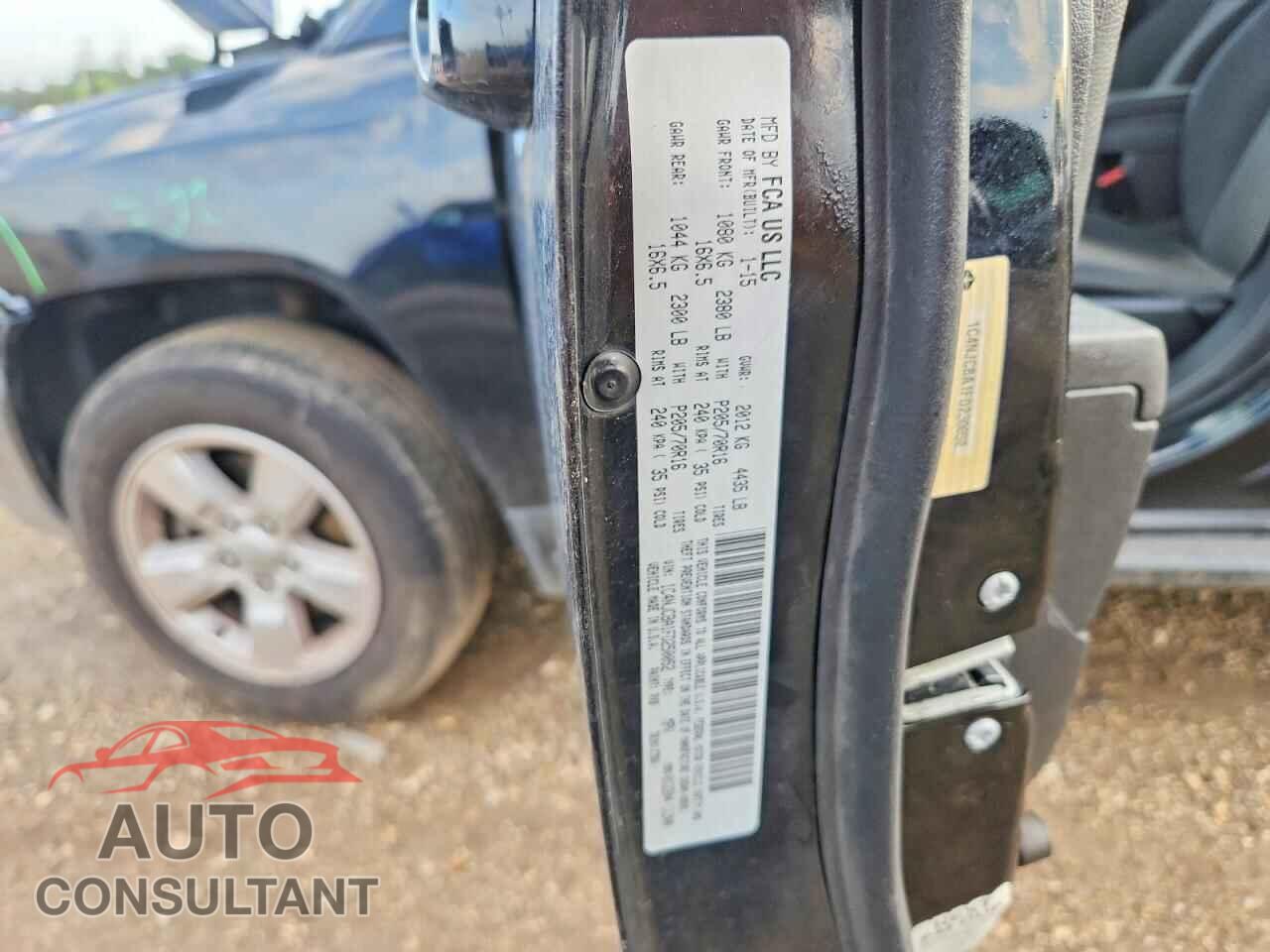 JEEP COMPASS 2015 - 1C4NJCBA1FD250052
