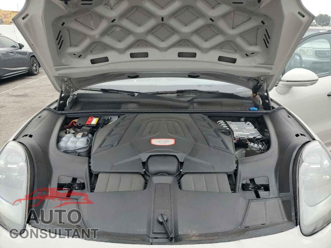 PORSCHE CAYENNE 2020 - WP1BF2AY6LDA65521