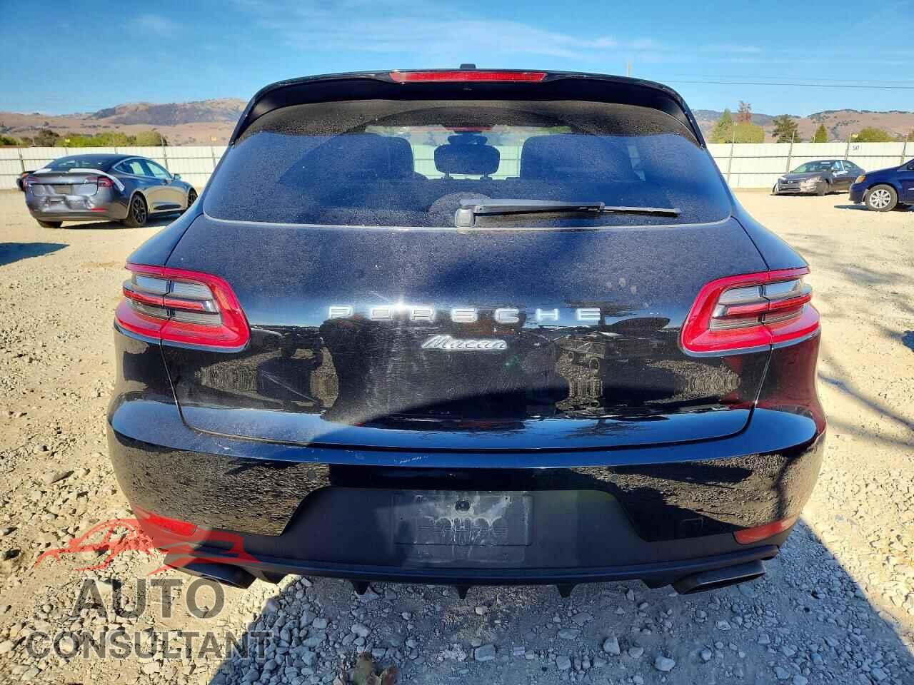 PORSCHE MACAN 2018 - WP1AA2A57JLB00747