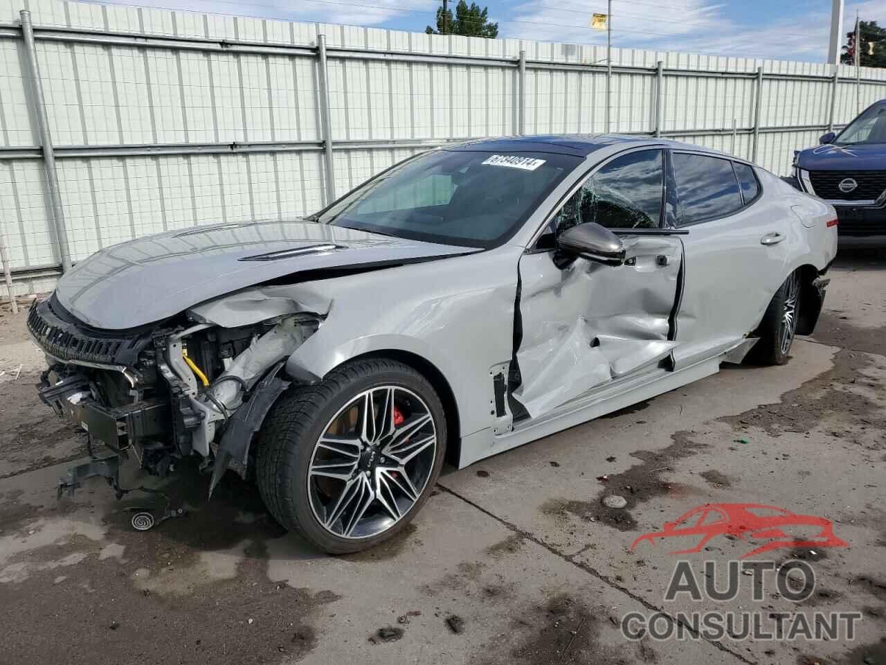 KIA STINGER 2022 - KNAE45LC0N6119858