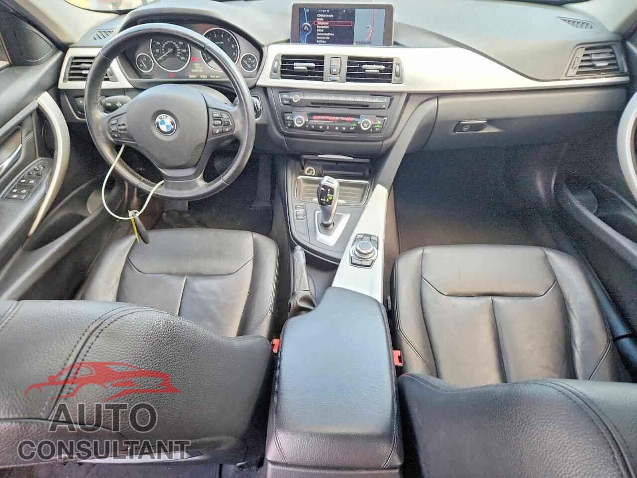BMW 3 SERIES 2013 - WBA3B5C55DF598453