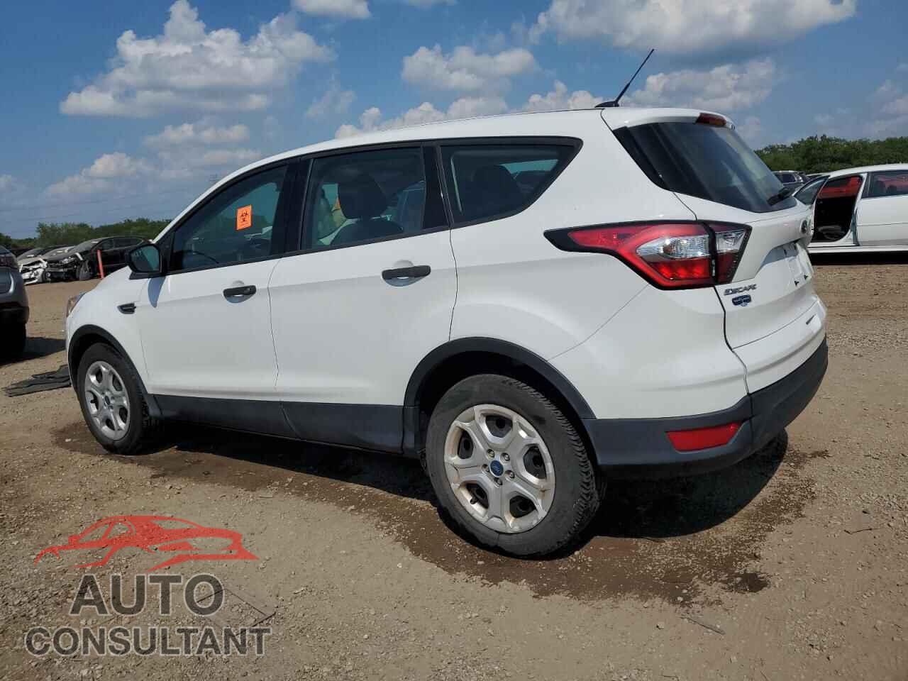 FORD ESCAPE 2017 - 1FMCU0F78HUC93393