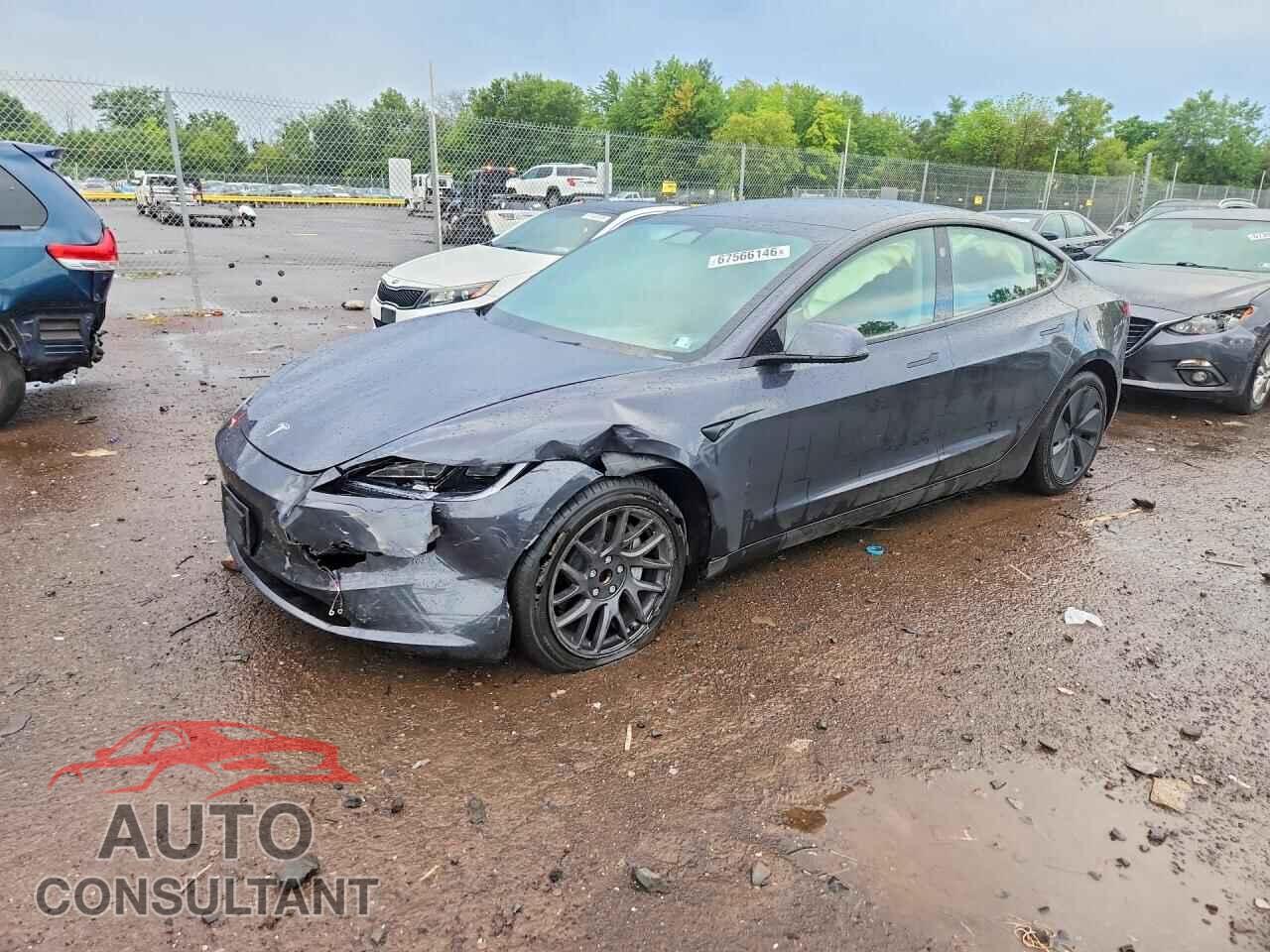 TESLA MODEL 3 2025 - 5YJ3E1EA3SF964828