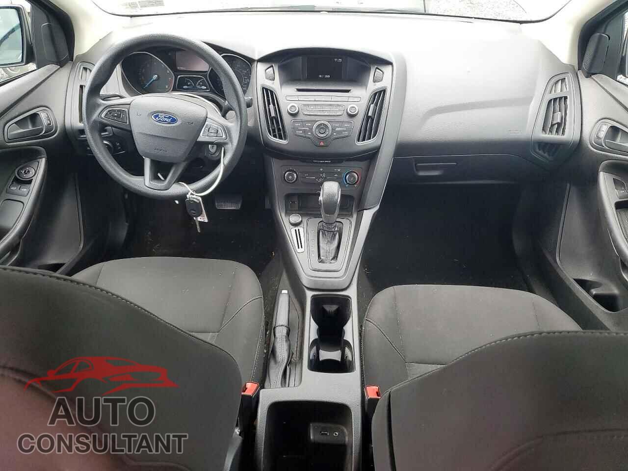 FORD FOCUS 2016 - 1FADP3E27GL331052