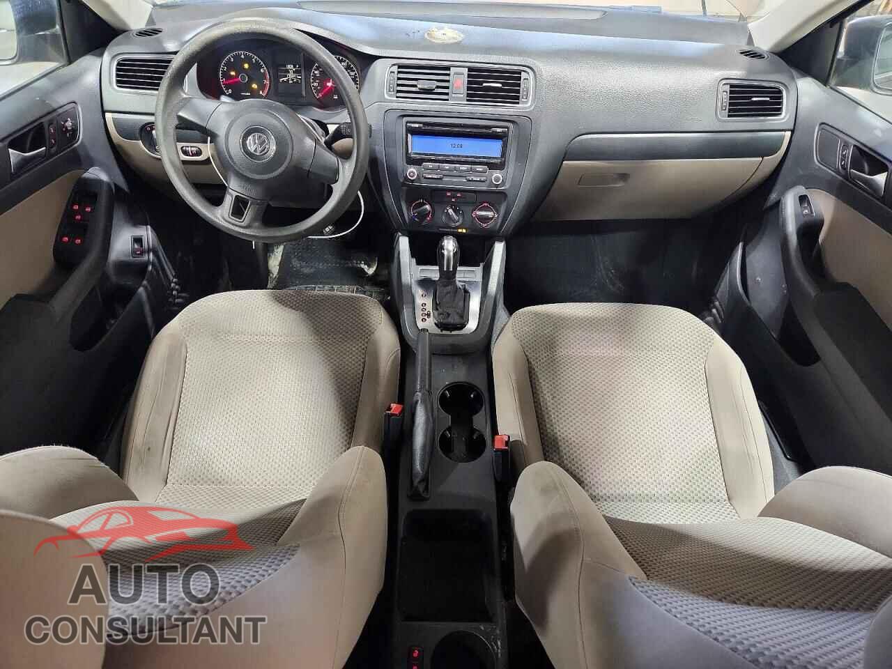 VOLKSWAGEN JETTA 2011 - 3VW2K7AJ1BM068792