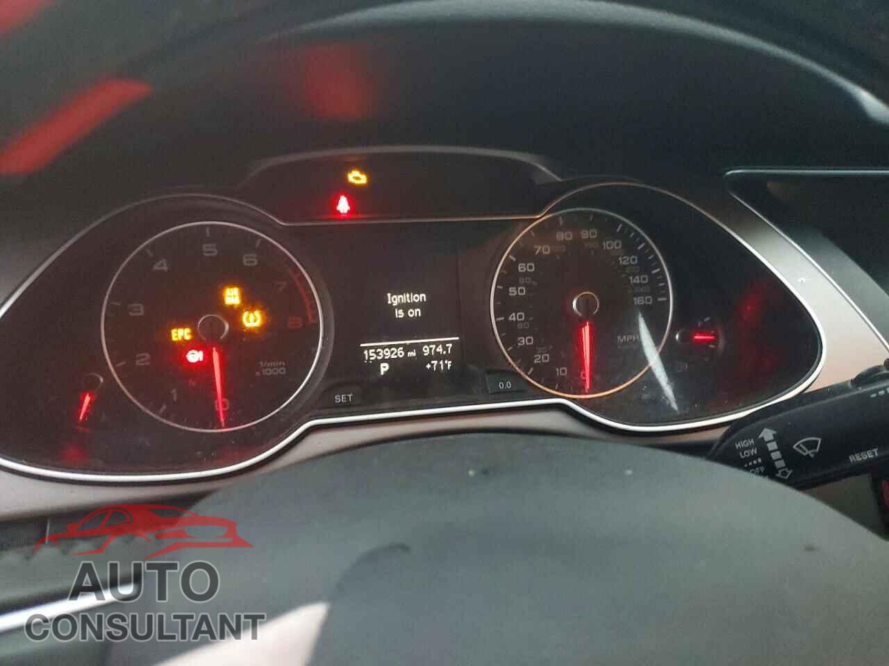 AUDI A4 2013 - WAUFFAFL1DN004693