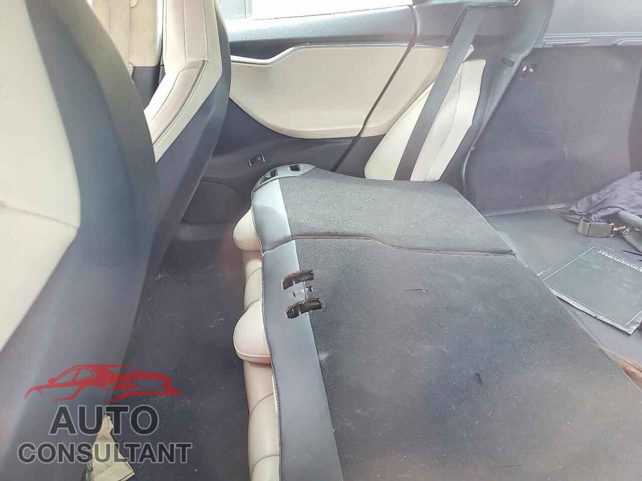 TESLA MODEL S 2012 - 5YJSA1DP9CFS00576