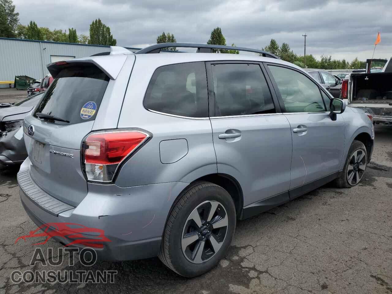 SUBARU FORESTER 2018 - JF2SJAJC8JH514221