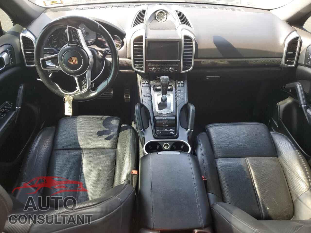 PORSCHE CAYENNE 2016 - WP1AE2A20GLA17714