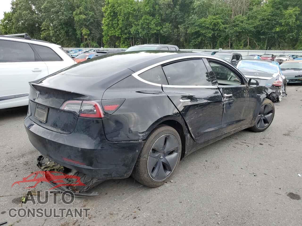 TESLA MODEL 3 2018 - 5YJ3E1EAXJF152621