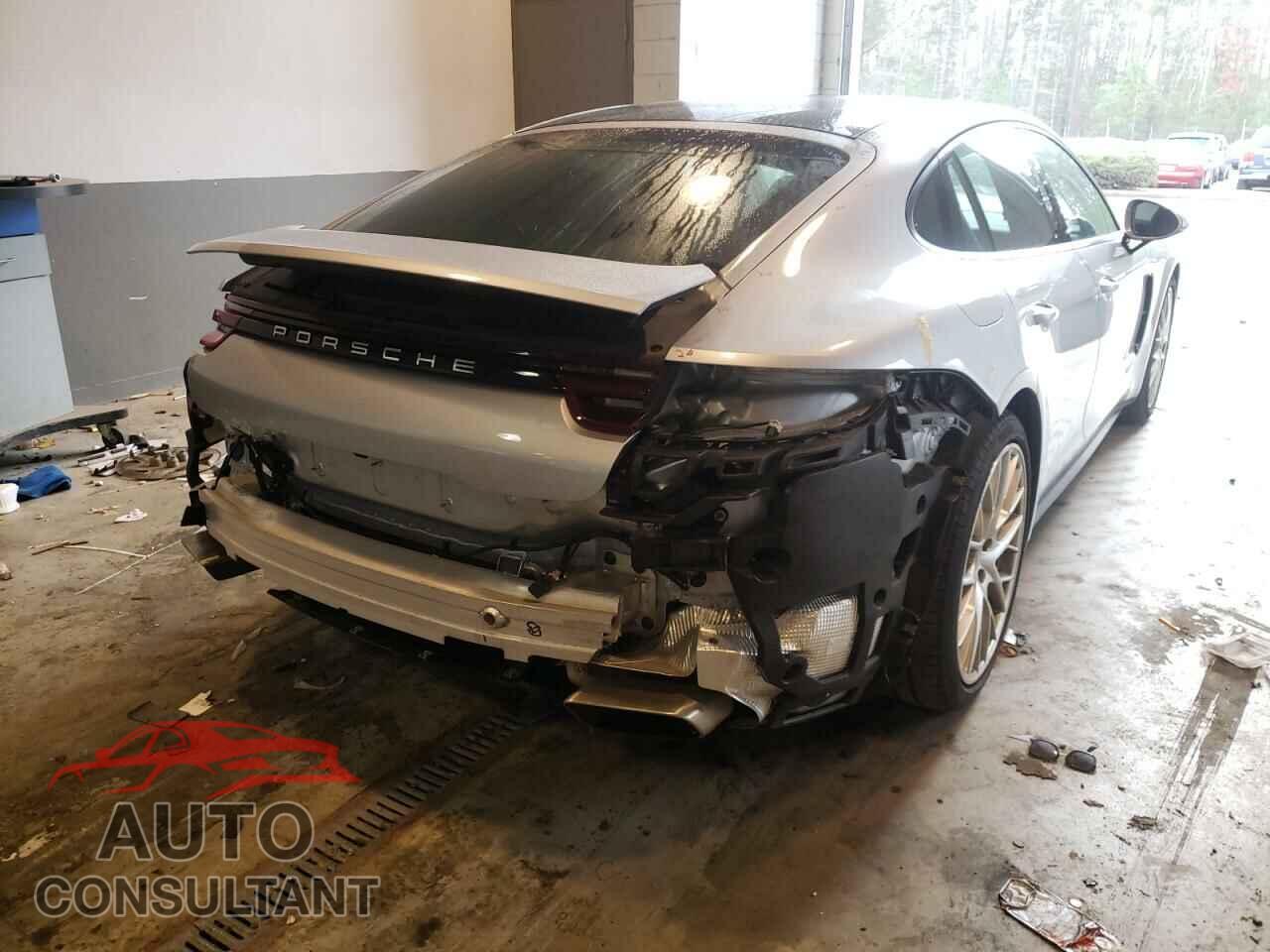 PORSCHE PANAMERA 2018 - WP0AA2A74JL101325