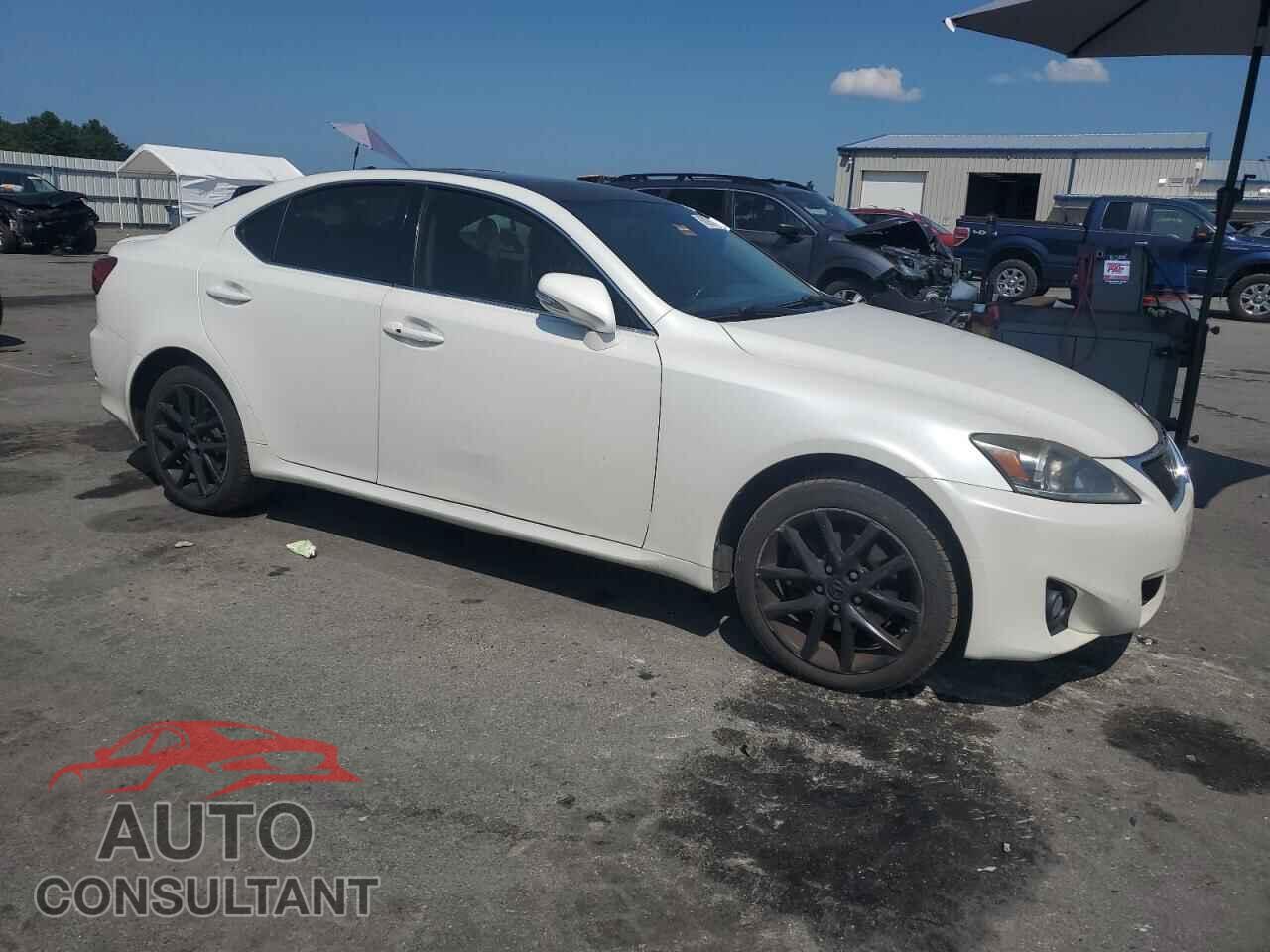 LEXUS IS 2012 - JTHCF5C29C5060645