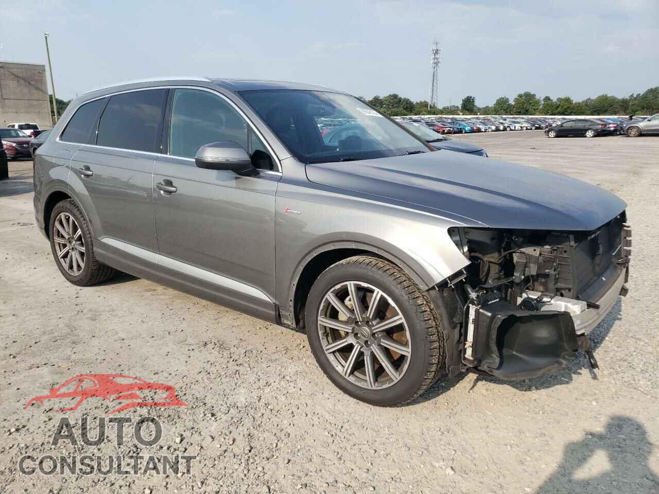AUDI Q7 2017 - WA1VAAF70HD026657