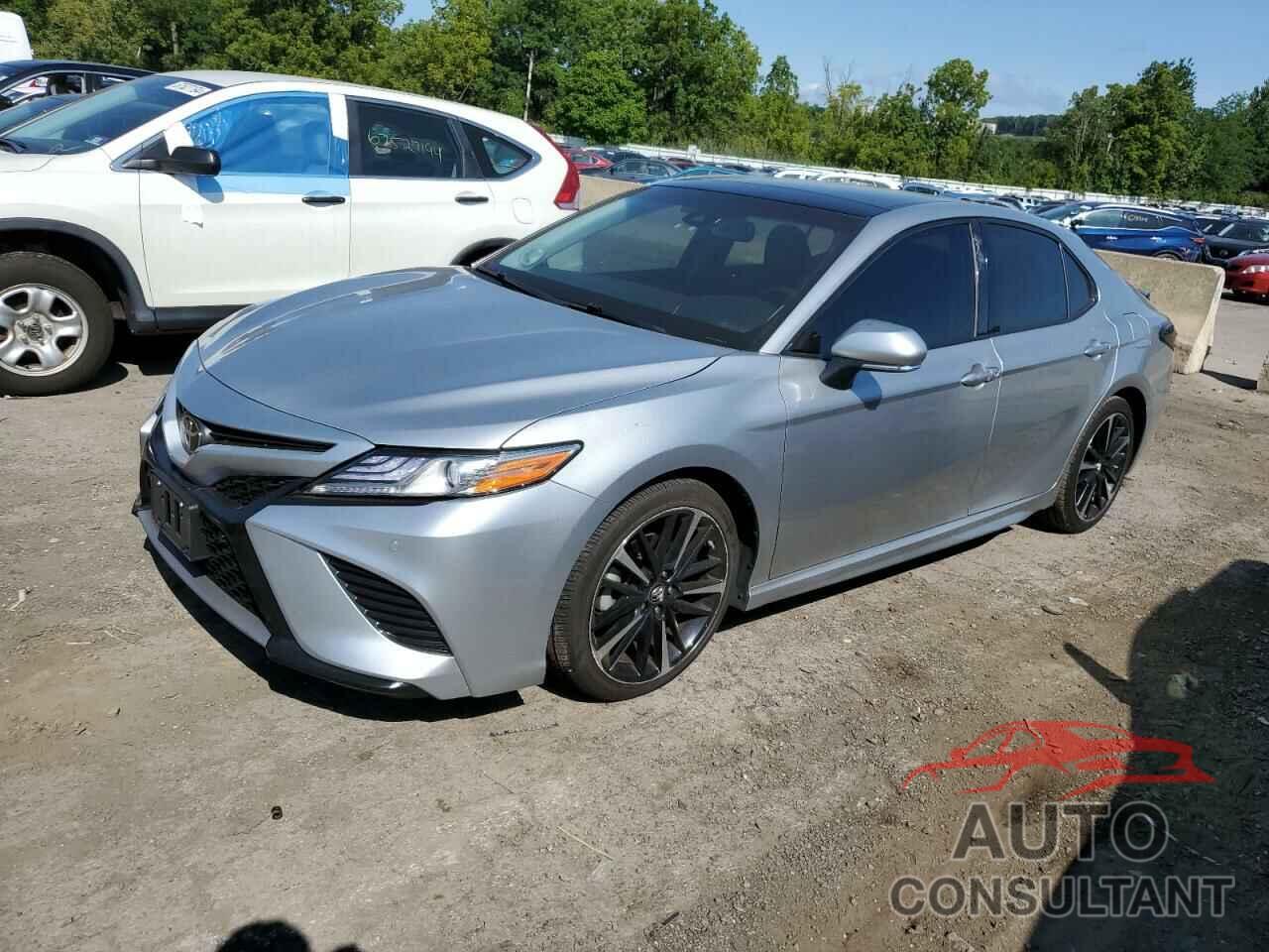 TOYOTA CAMRY 2018 - 4T1BZ1HK8JU005656