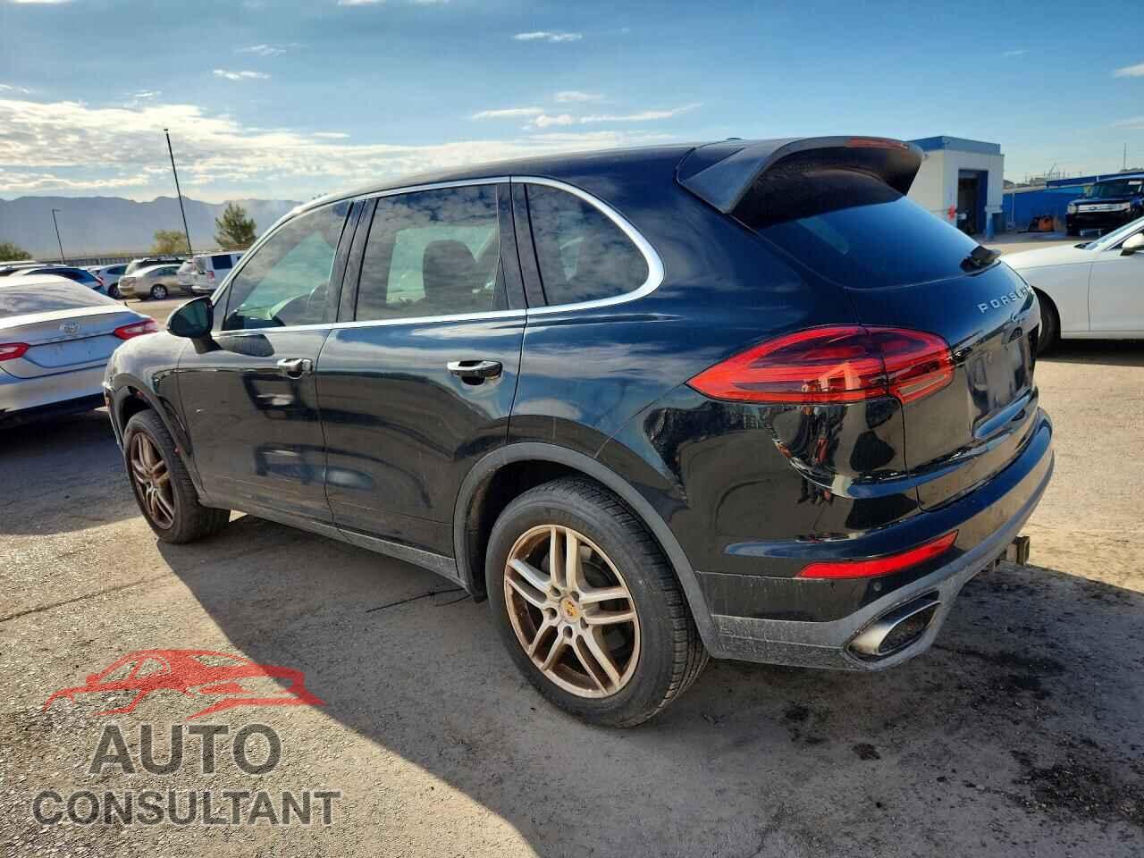 PORSCHE CAYENNE 2016 - WP1AA2A24GKA08225
