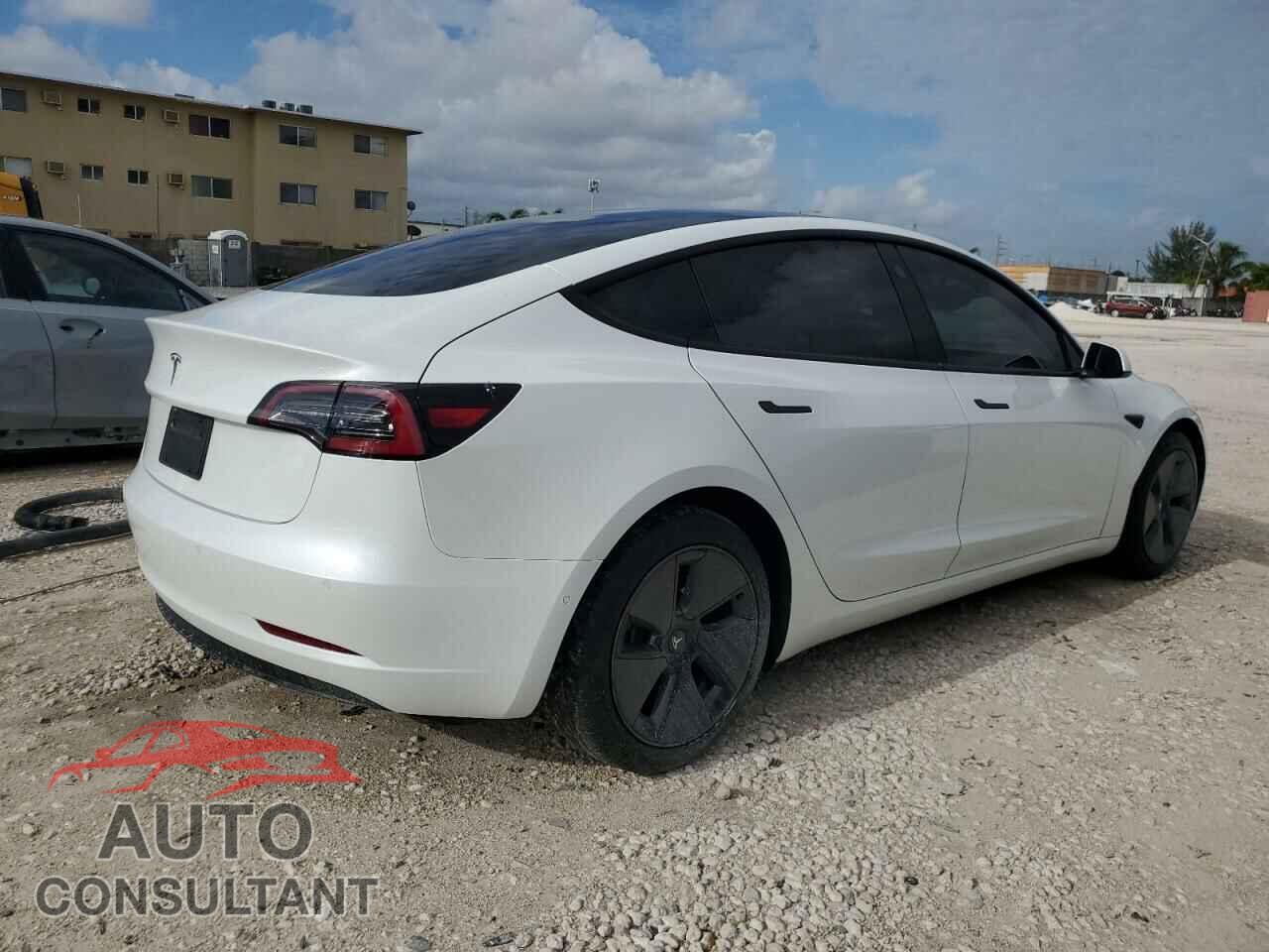 TESLA MODEL 3 2021 - 5YJ3E1EA5MF978183
