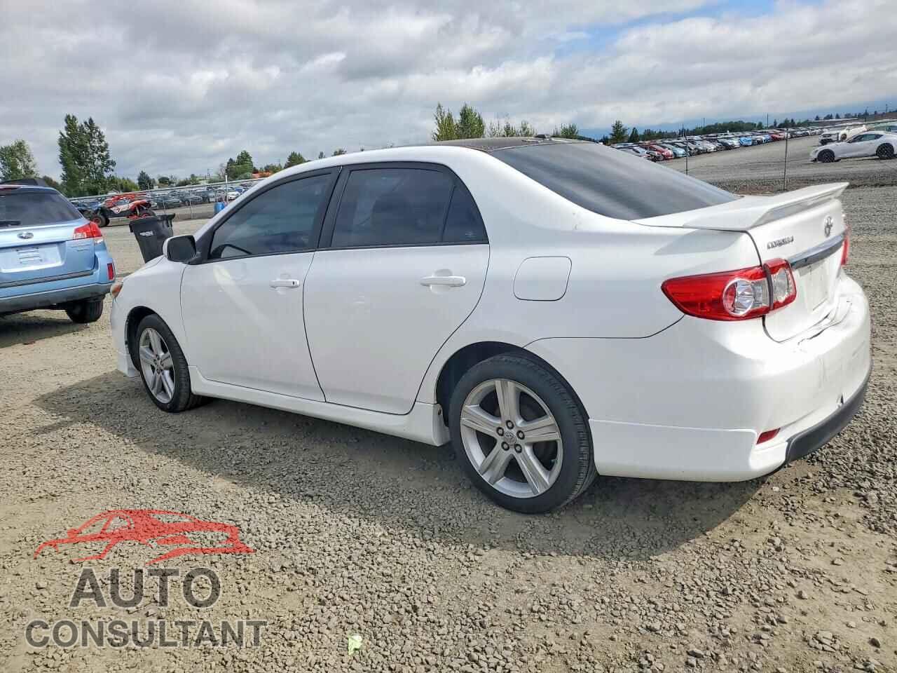 TOYOTA COROLLA 2013 - 5YFBU4EE4DP147040