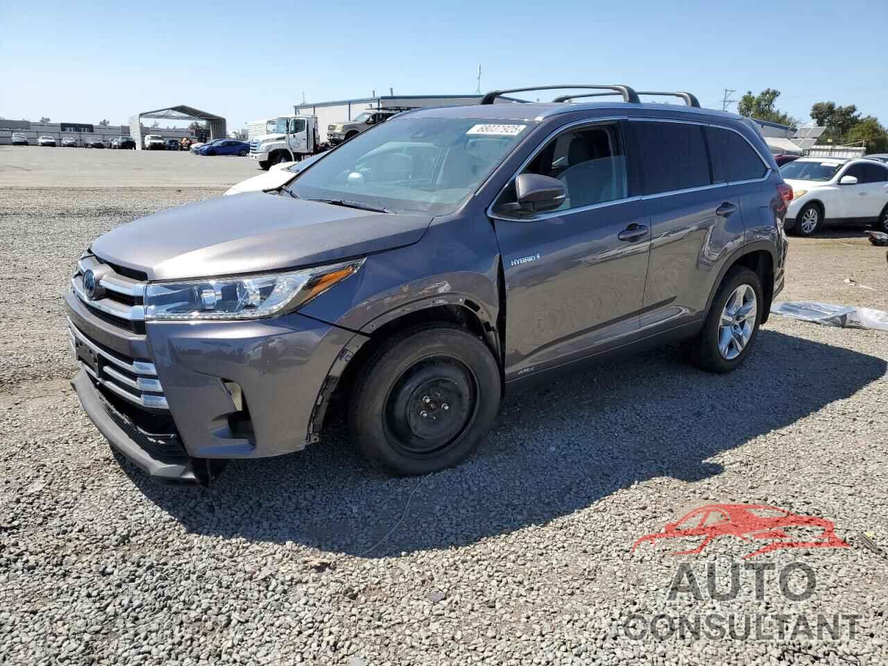 TOYOTA HIGHLANDER 2019 - 5TDDGRFH2KS074728