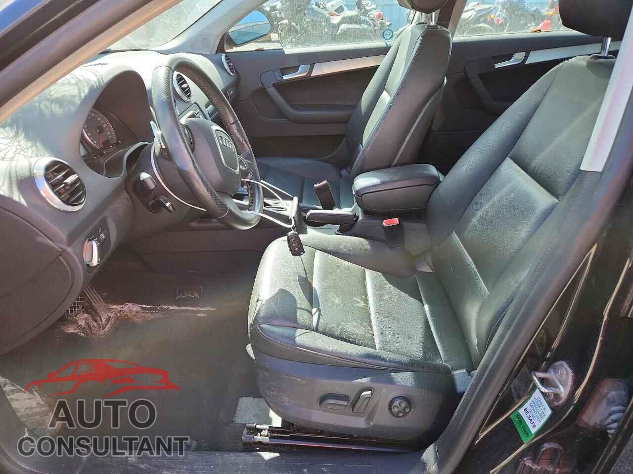 AUDI A3 2011 - WAUMFCFM2BA099183