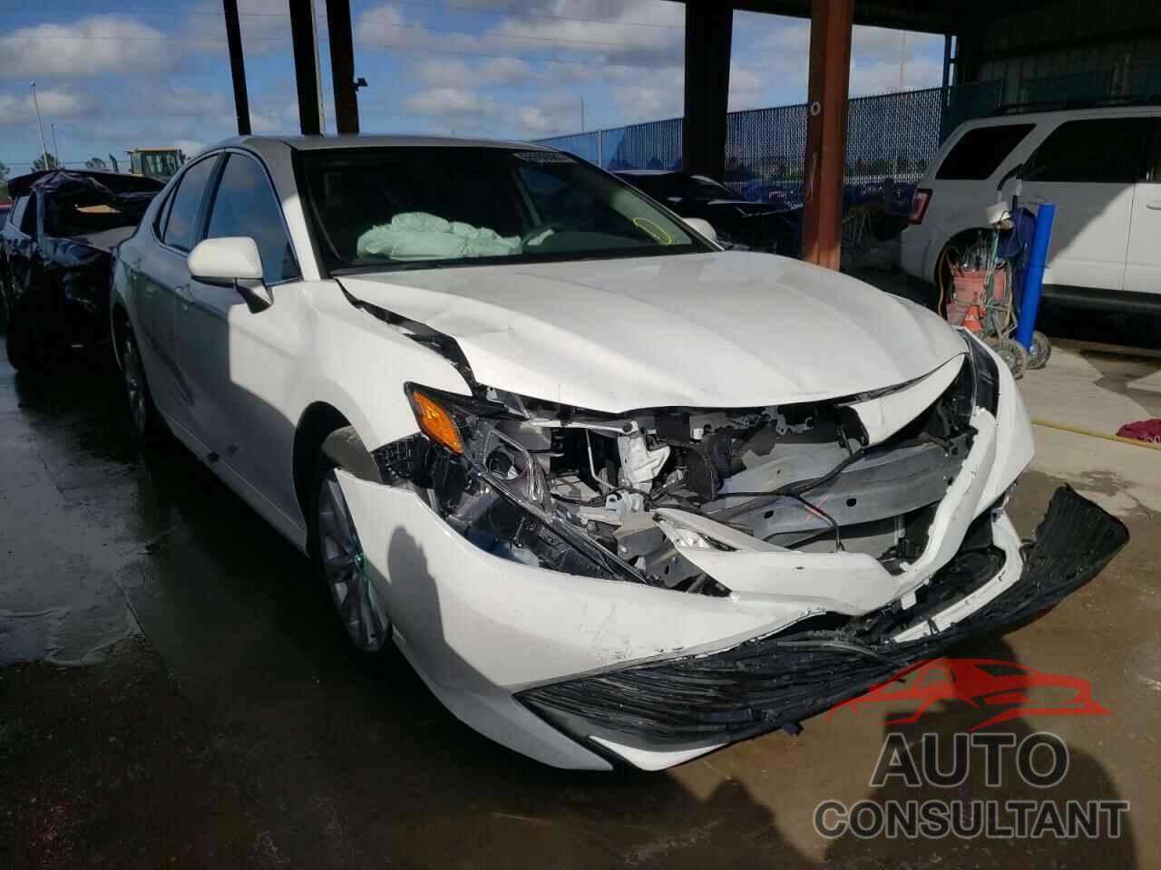 TOYOTA CAMRY 2019 - 4T1B11HK7KU816471