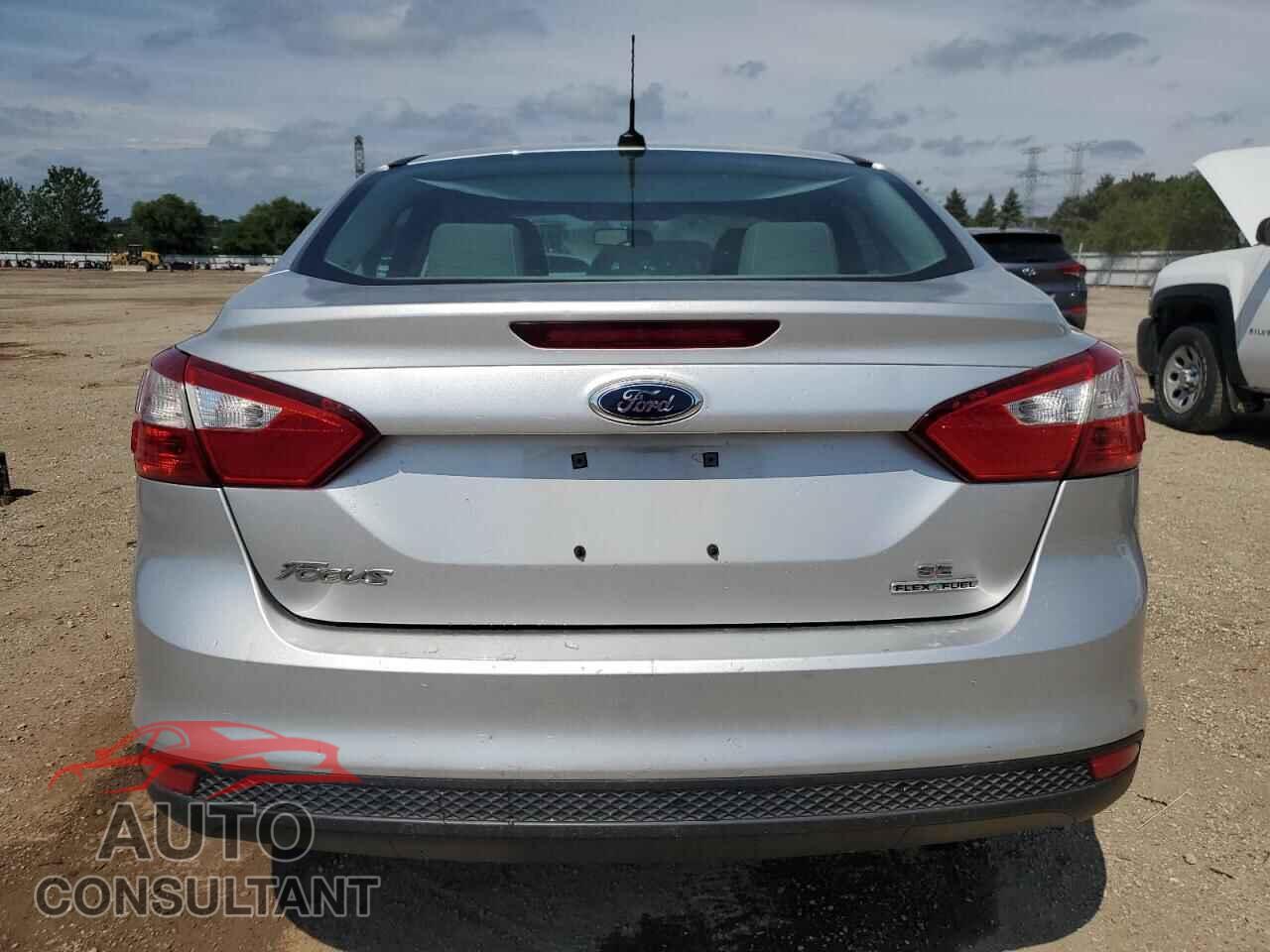 FORD FOCUS 2014 - 1FADP3F23EL174793