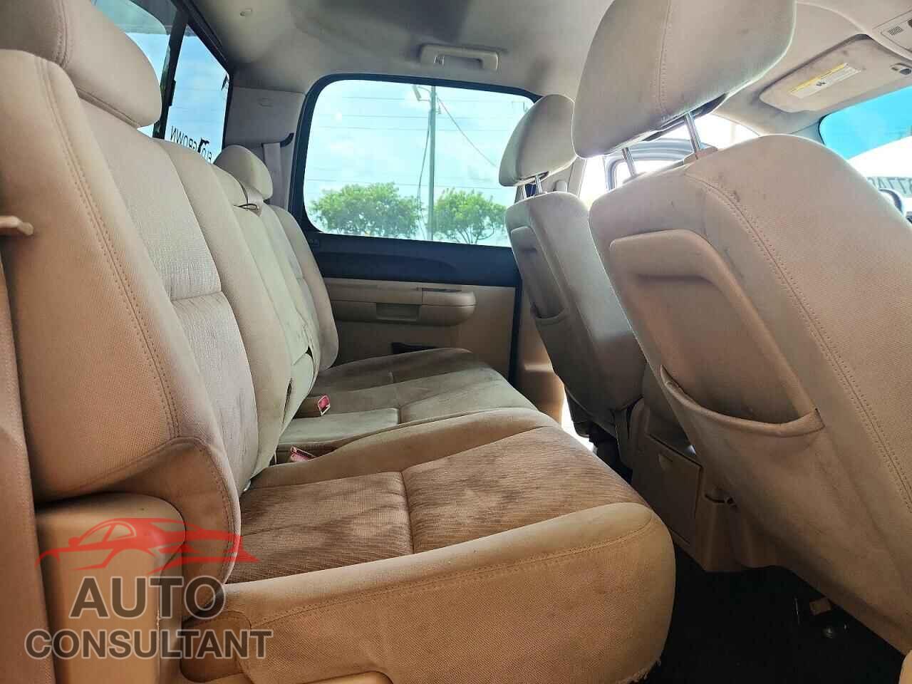 CHEVROLET SILVERADO 2011 - 3GCPCSE09BG211237
