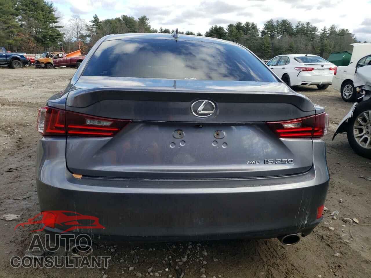 LEXUS IS 2015 - JTHCF1D25F5022034