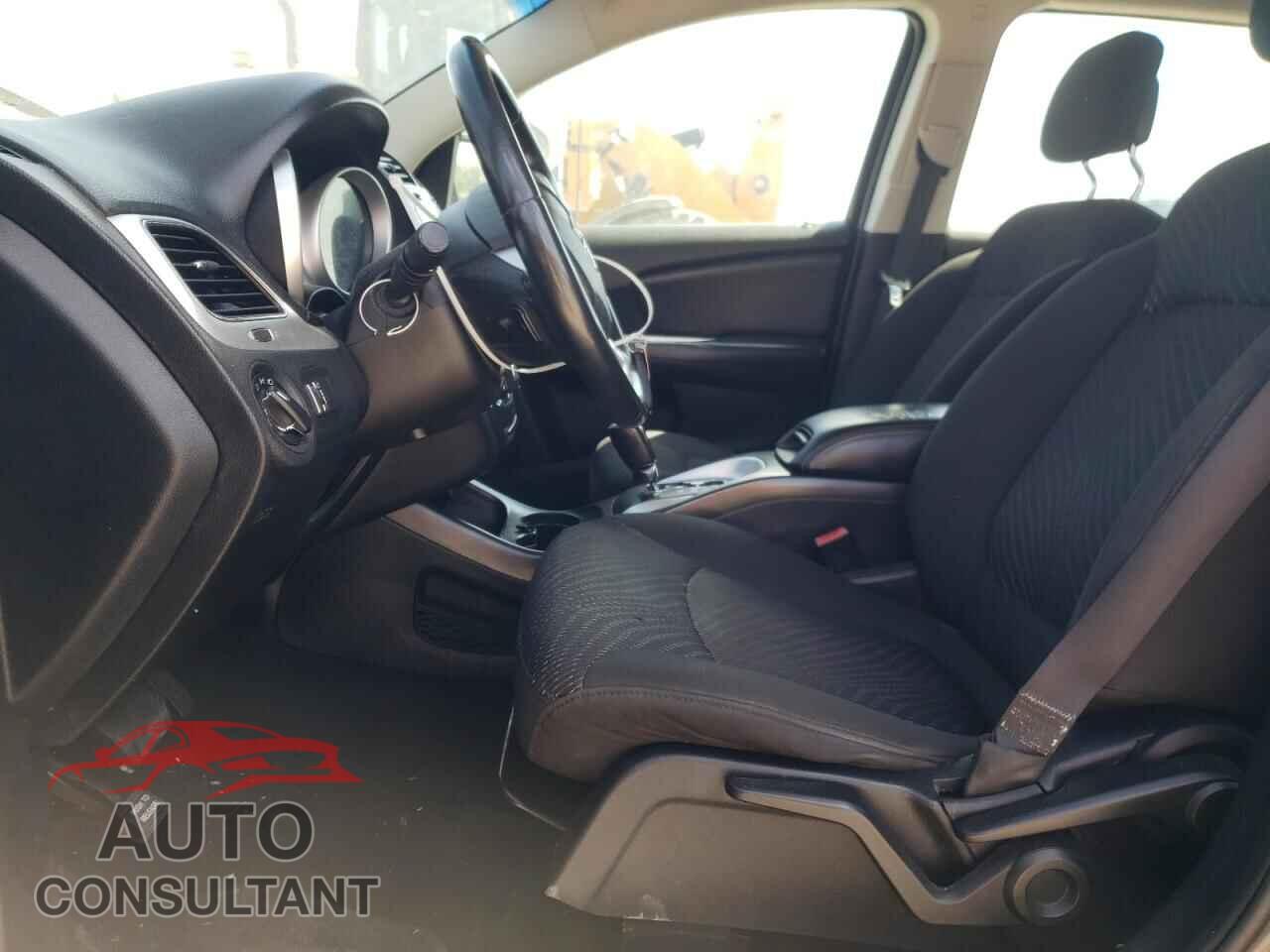 DODGE JOURNEY 2015 - 3C4PDCAB4FT714049