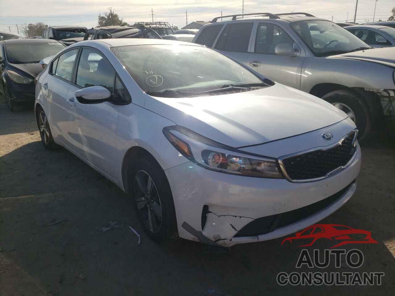 KIA FORTE 2018 - 3KPFL4A79JE225613