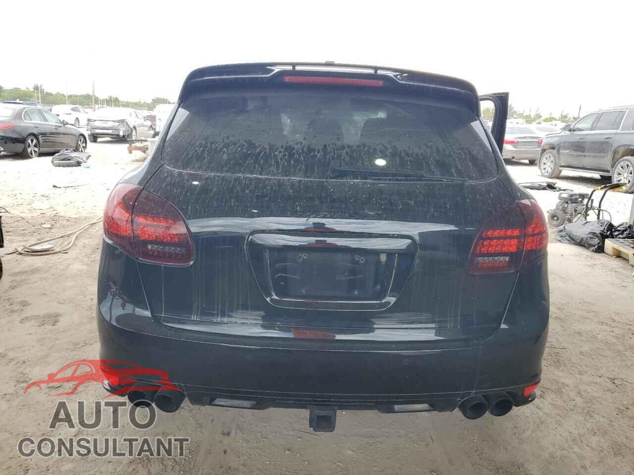 PORSCHE CAYENNE 2013 - WP1AD2A23DLA74424