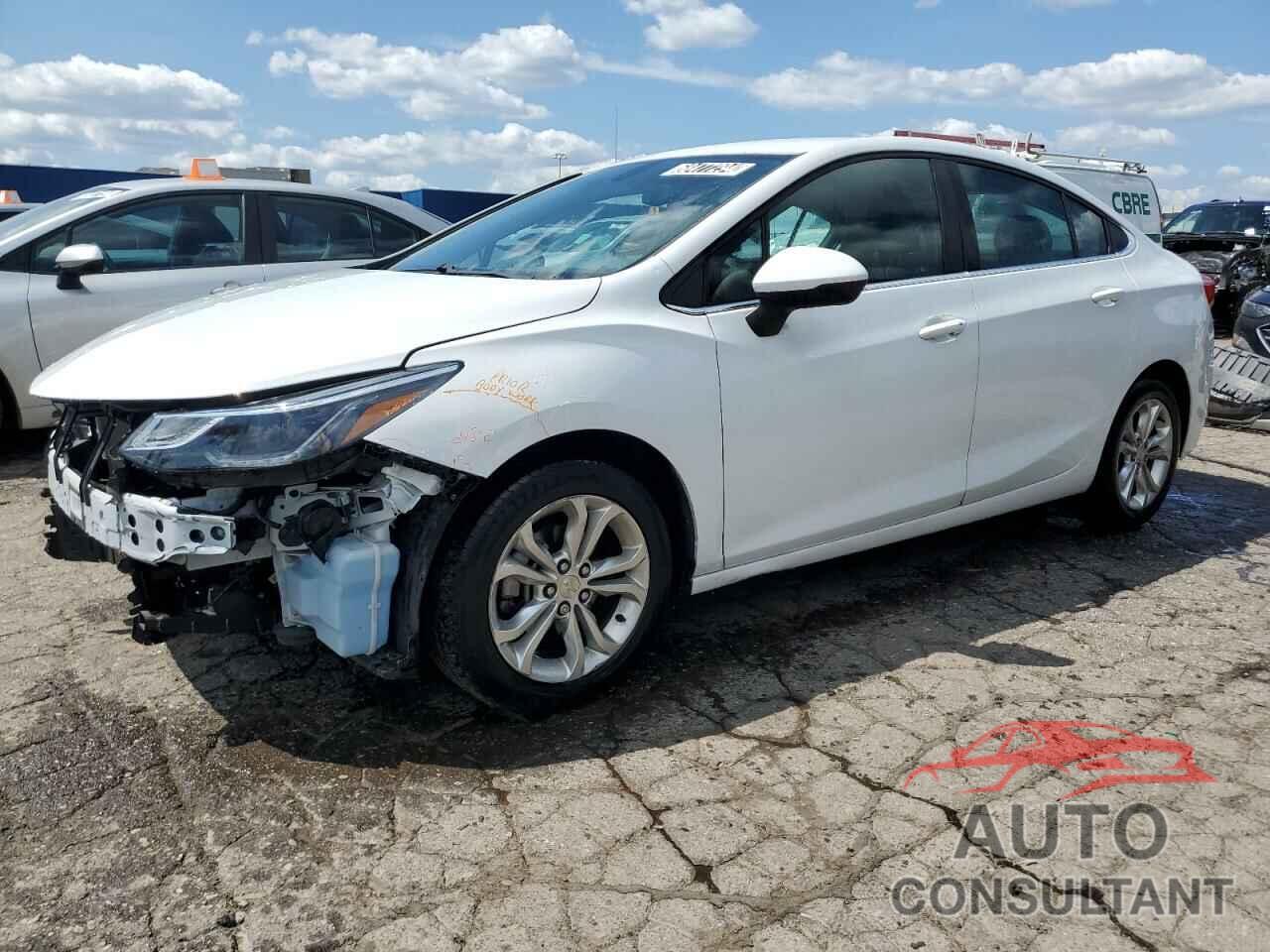 CHEVROLET CRUZE 2019 - 1G1BE5SM9K7117764