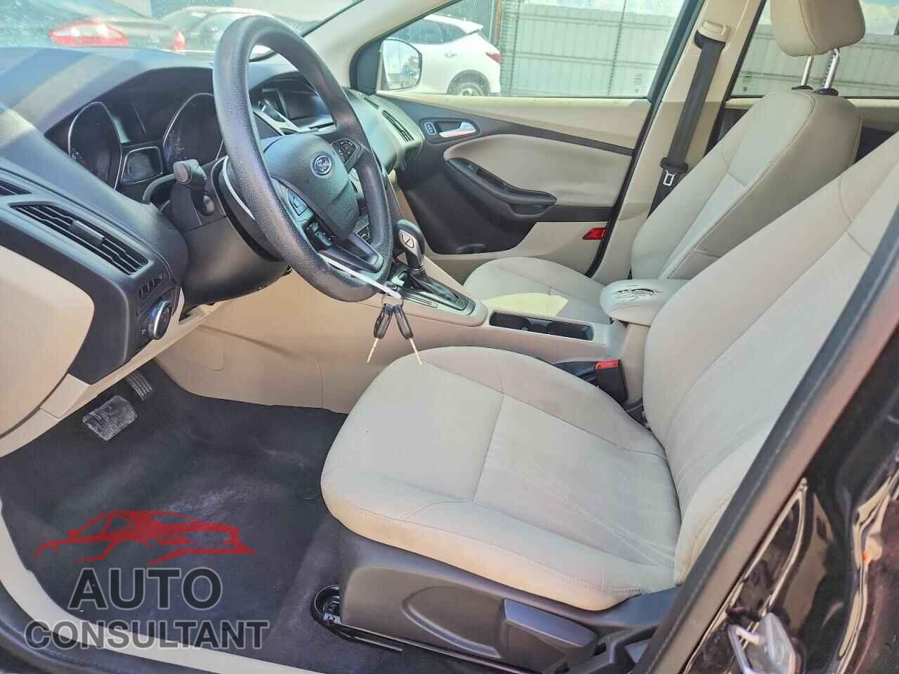 FORD FOCUS 2017 - 1FADP3F2XHL217708