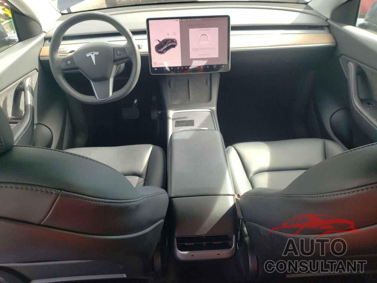 TESLA MODEL Y 2022 - 7SAYGDEE0NF383430