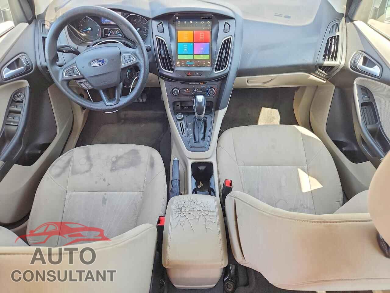 FORD FOCUS 2016 - 1FADP3K28GL204671