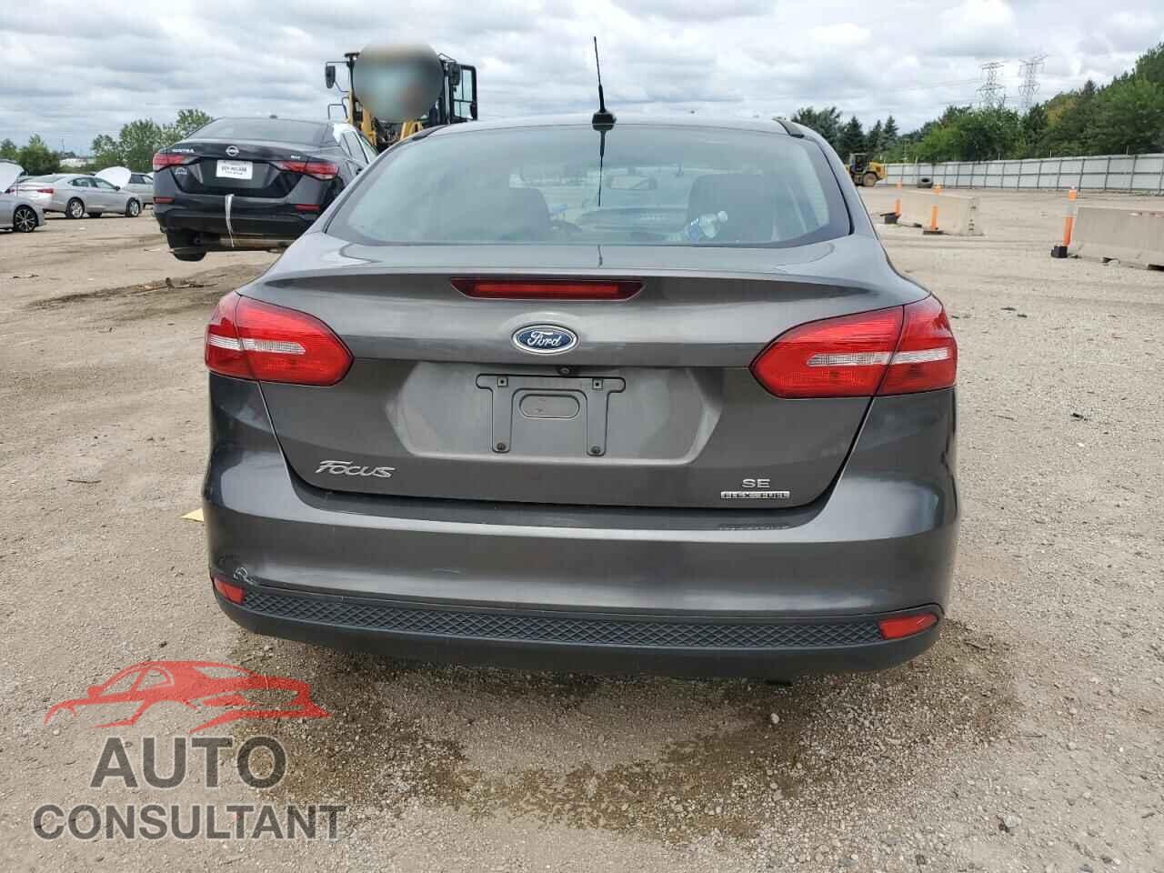 FORD FOCUS 2016 - 1FADP3F21GL202366
