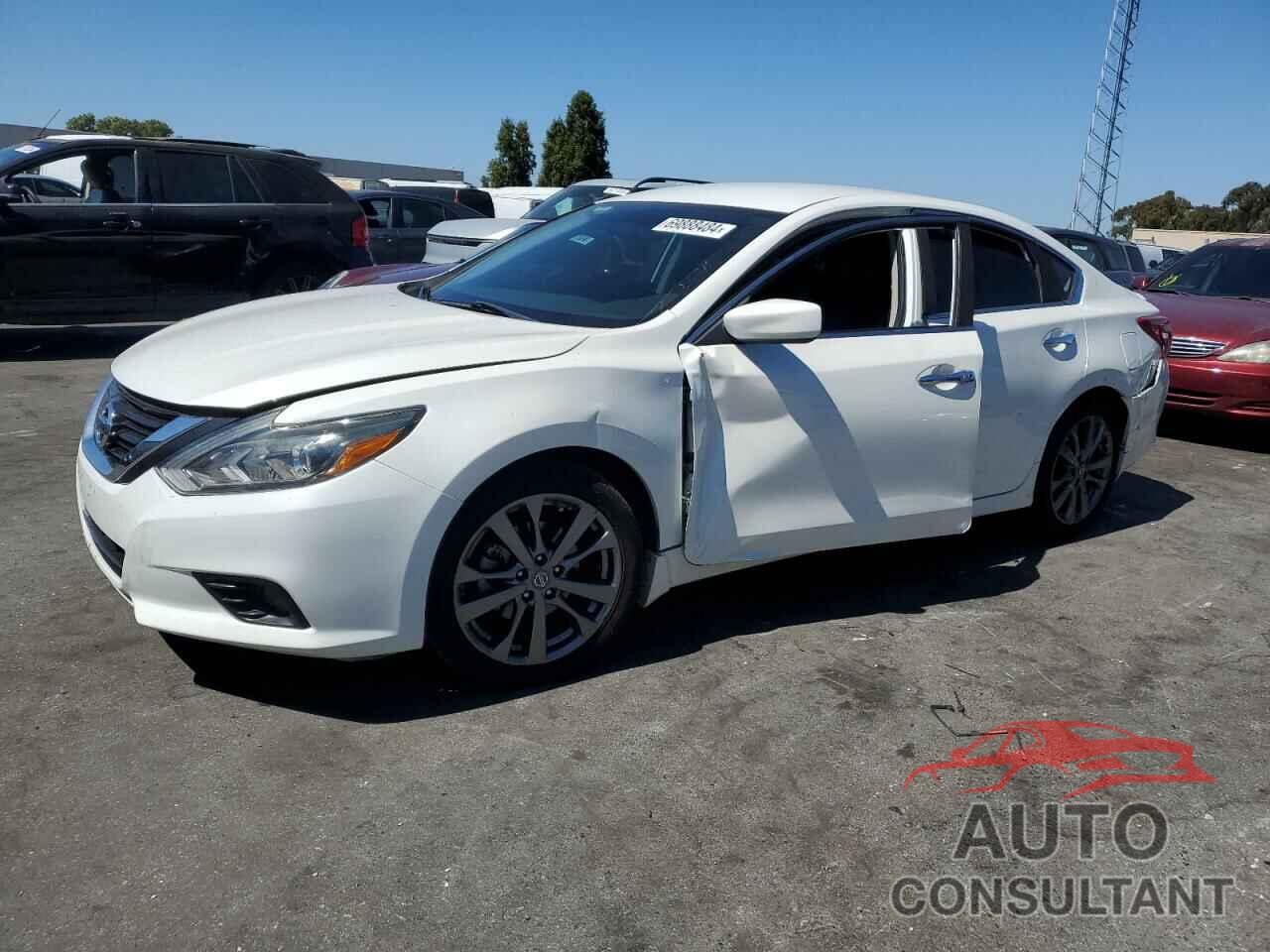 NISSAN ALTIMA 2018 - 1N4AL3AP3JC472837