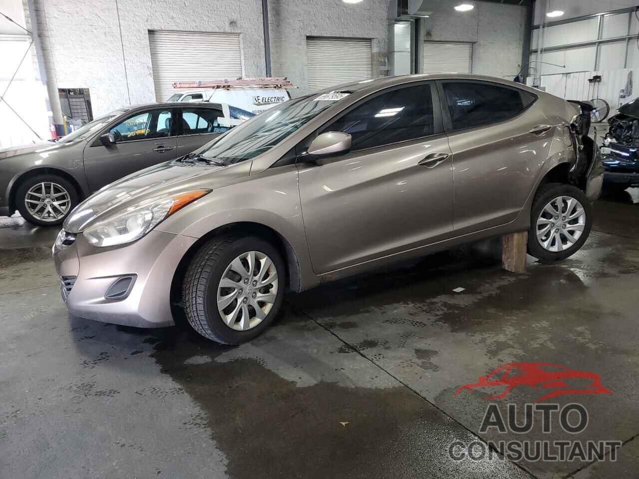 HYUNDAI ELANTRA 2013 - 5NPDH4AE4DH181897