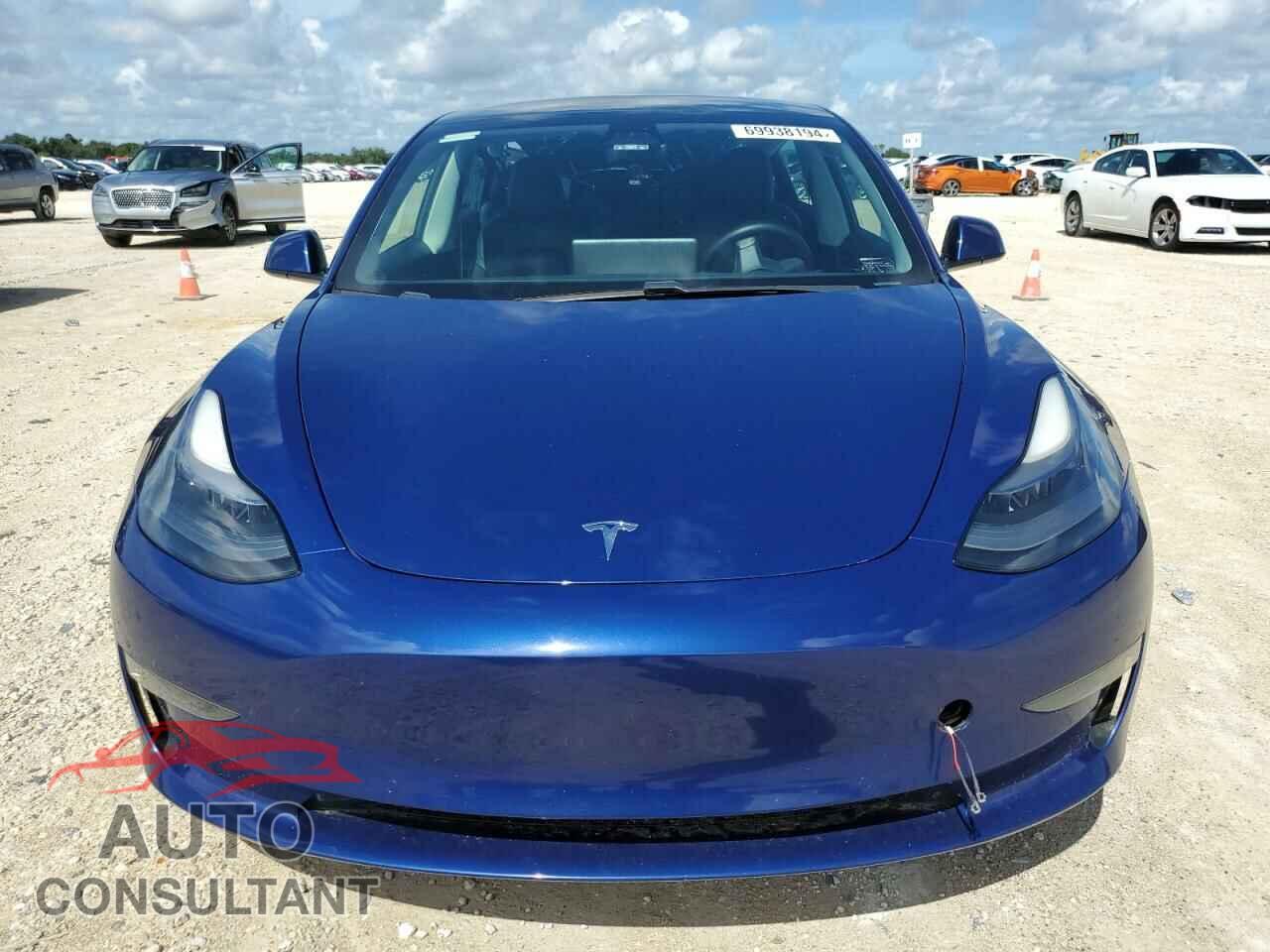 TESLA MODEL 3 2021 - 5YJ3E1EA0MF028751