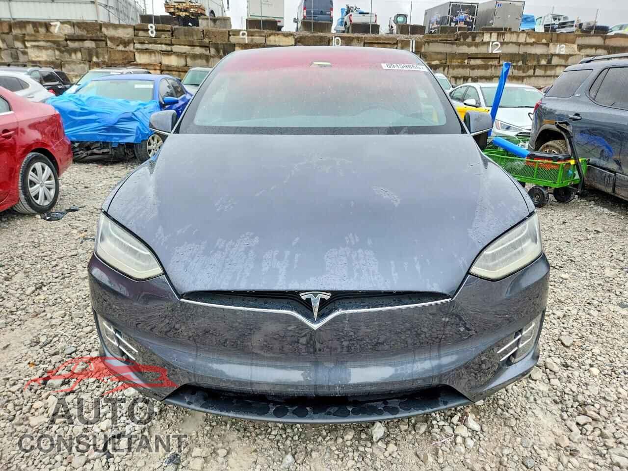 TESLA MODEL X 2016 - 5YJXCBE29GF011912
