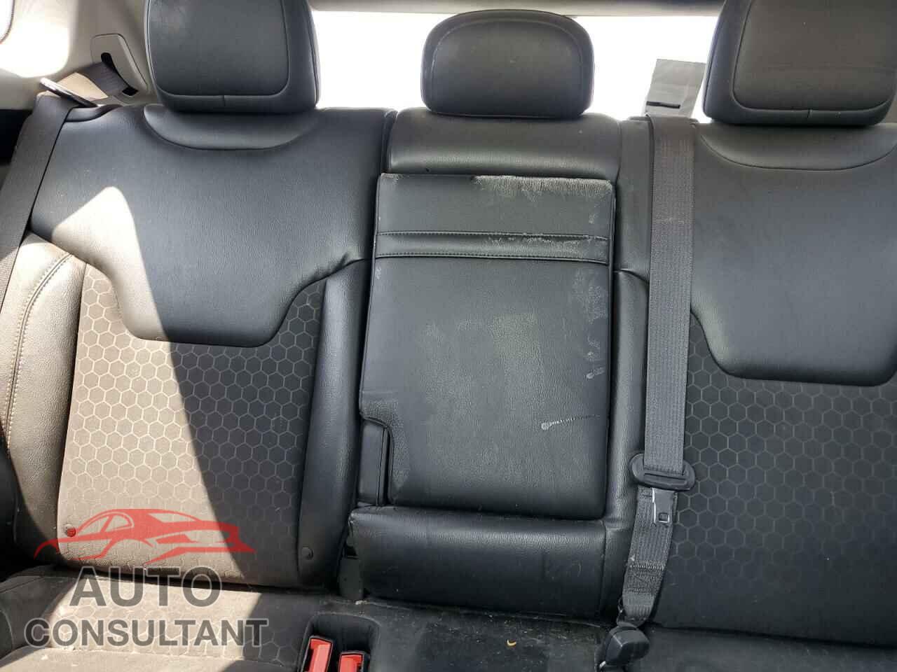 JEEP COMPASS 2019 - 3C4NJDBB8KT597512