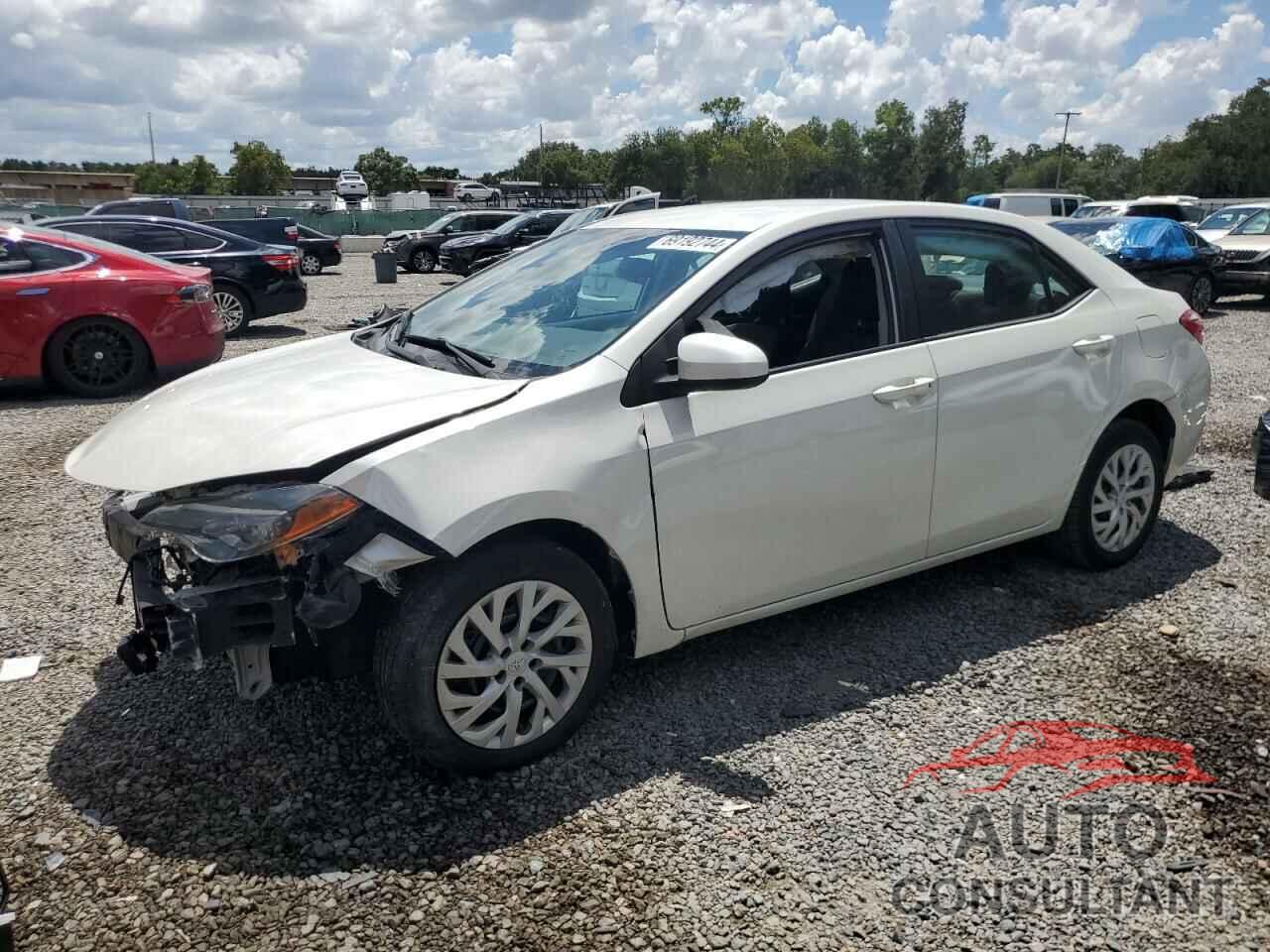 TOYOTA COROLLA 2018 - 5YFBURHE5JP760076