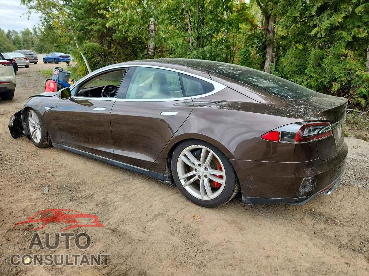 TESLA MODEL S 2014 - 5YJSA1H2XEFP65050
