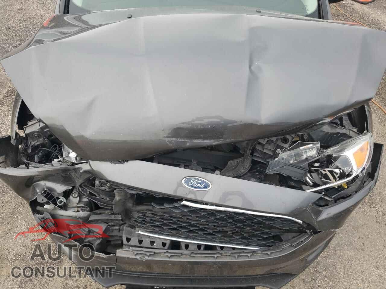 FORD FOCUS 2016 - 1FADP3F25GL404353