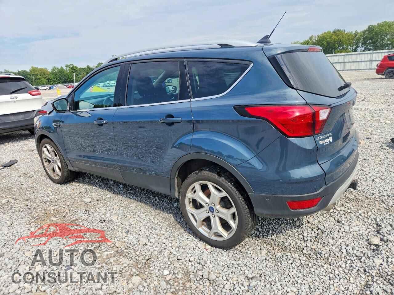 FORD ESCAPE 2019 - 1FMCU9J90KUC01407