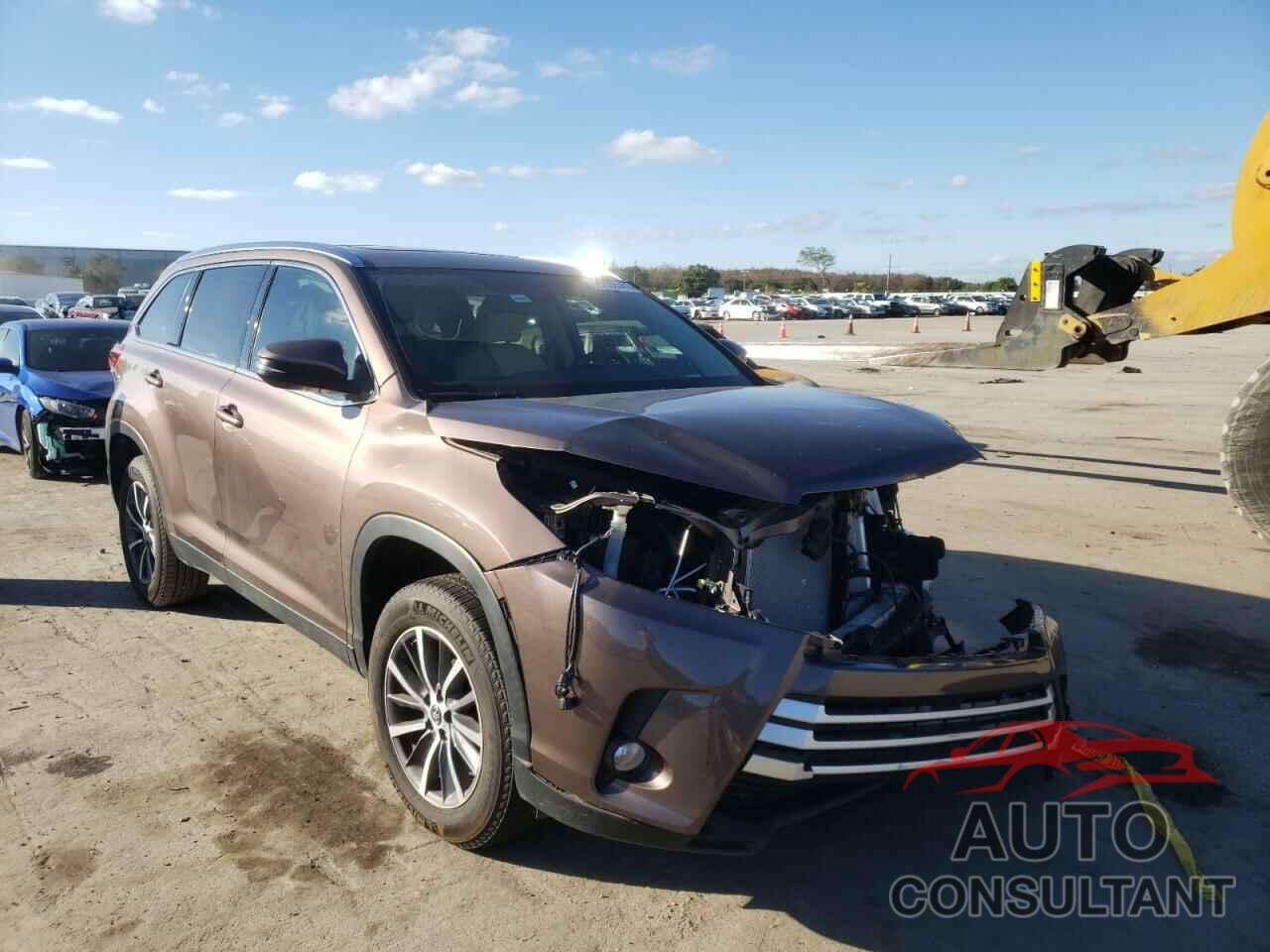 TOYOTA HIGHLANDER 2019 - 5TDKZRFH3KS353414